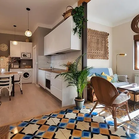 Casa El Tratado, Situada En El Casco Historico Con Patio Privado *