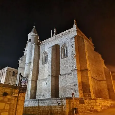 Tatil Evi Casa El Tratado, Situada En El Casco Historico Con Patio Privado