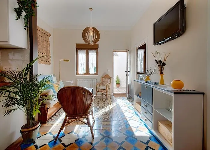 Casa El Tratado, Situada En El Casco Historico Con Patio Privado